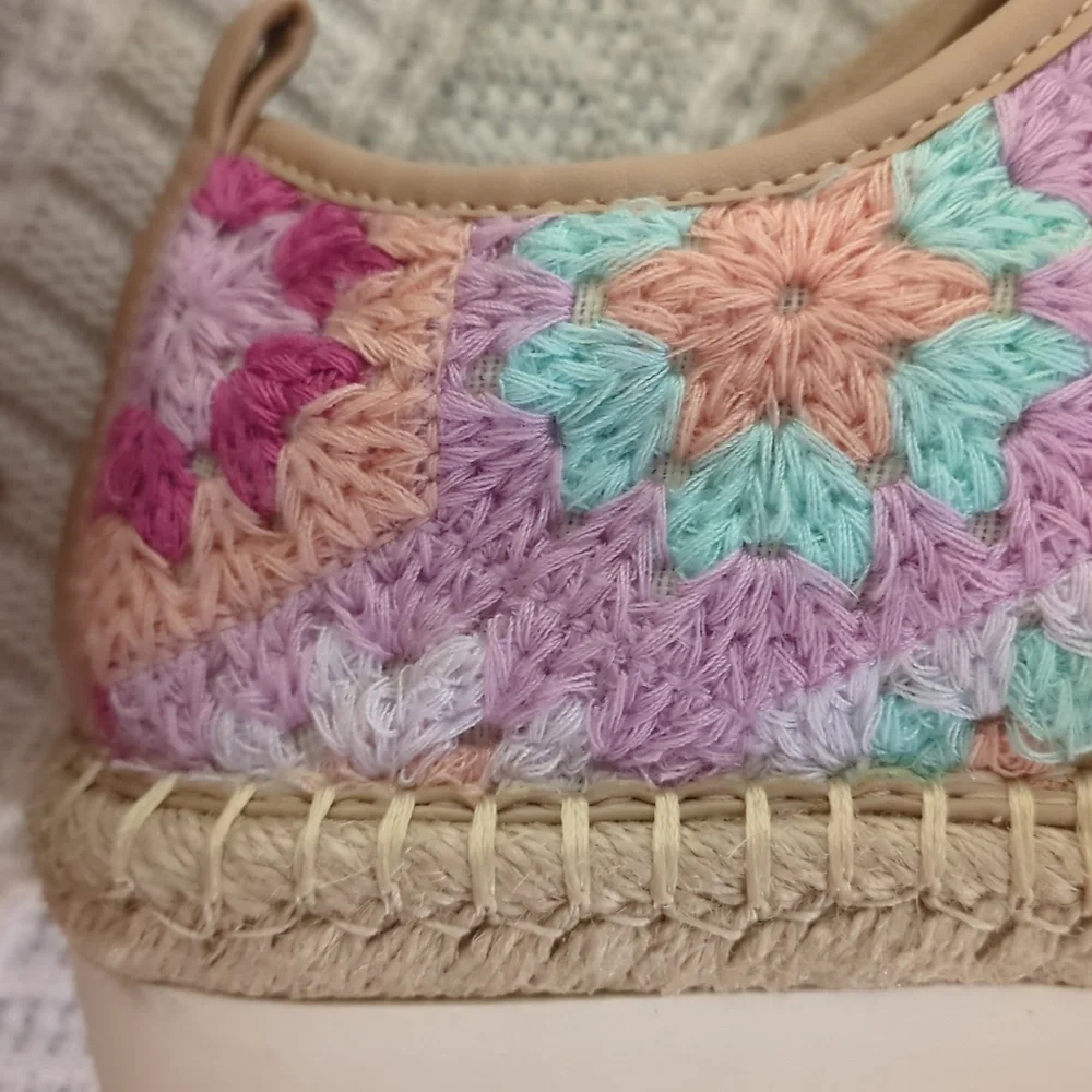NWOT Copper Key Sandbar Crochet Espadrilles Floral Patterned Lace-Up Hippie